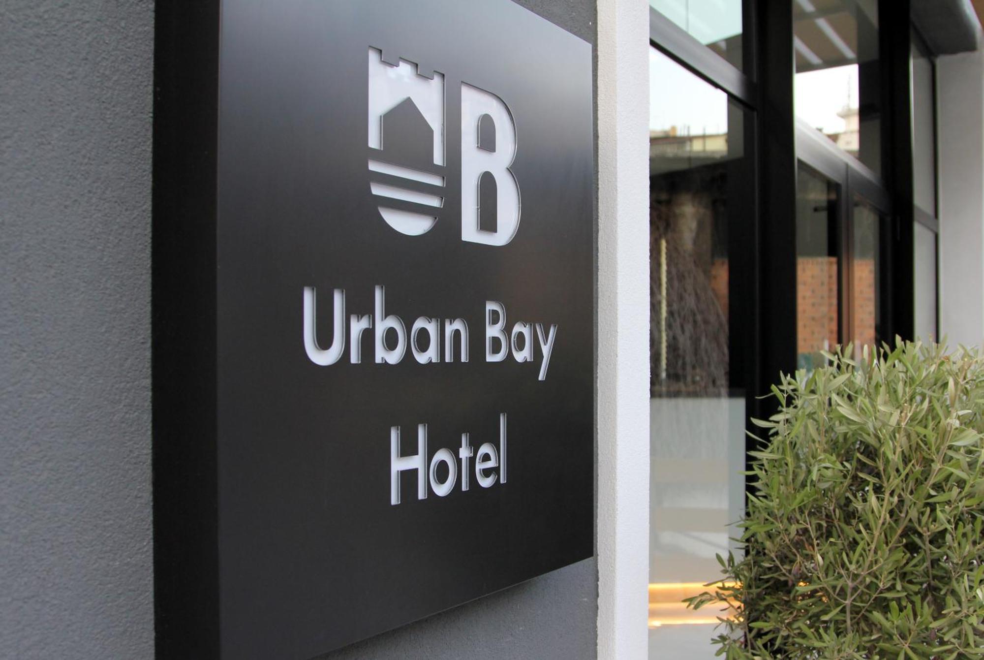 Urbanbay Hotel & Spa カヴァラ エクステリア 写真